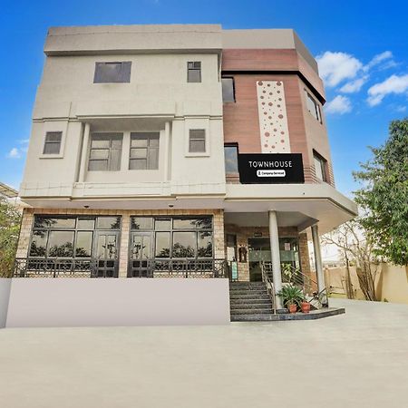 Super Townhouse Sikar Road Jaipur Formerly Hotel Aroma Inn Ngoại thất bức ảnh