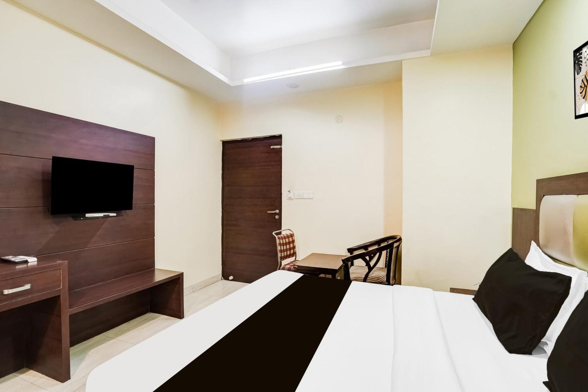 Super Townhouse Sikar Road Jaipur Formerly Hotel Aroma Inn Ngoại thất bức ảnh