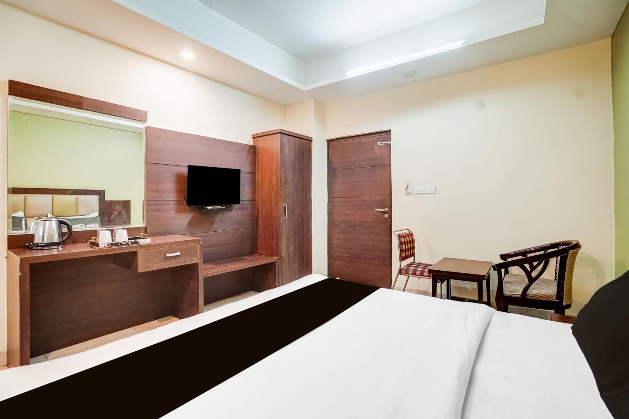 Super Townhouse Sikar Road Jaipur Formerly Hotel Aroma Inn Ngoại thất bức ảnh